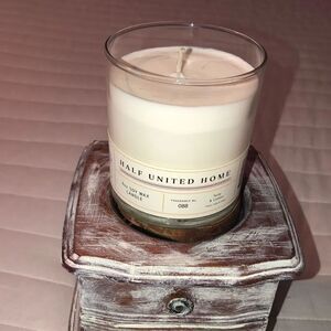 Half United Home Tulip & Lemon Fragrance Soy Wax Candle